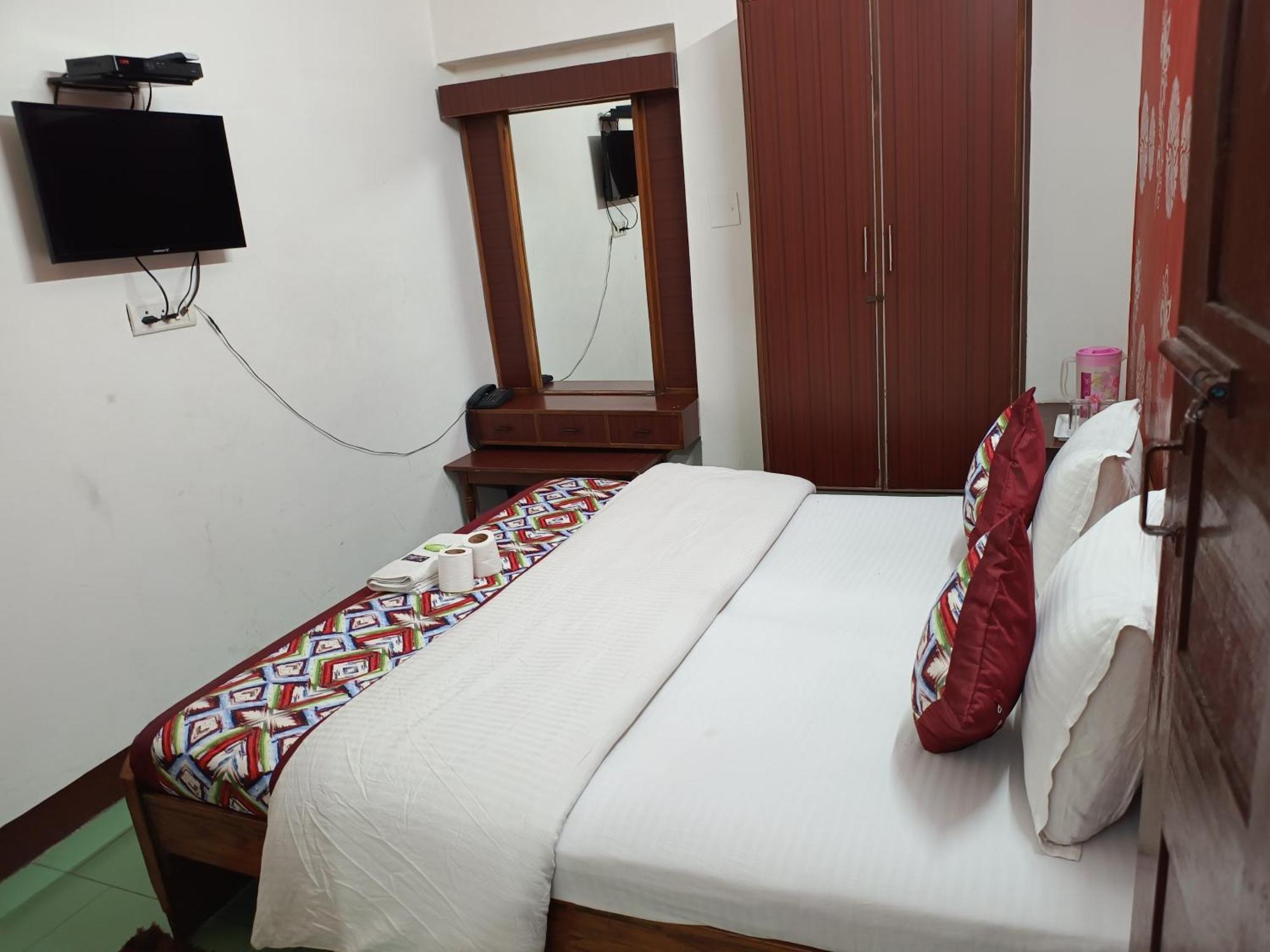 Hotel Majors Den Yeni Delhi Dış mekan fotoğraf