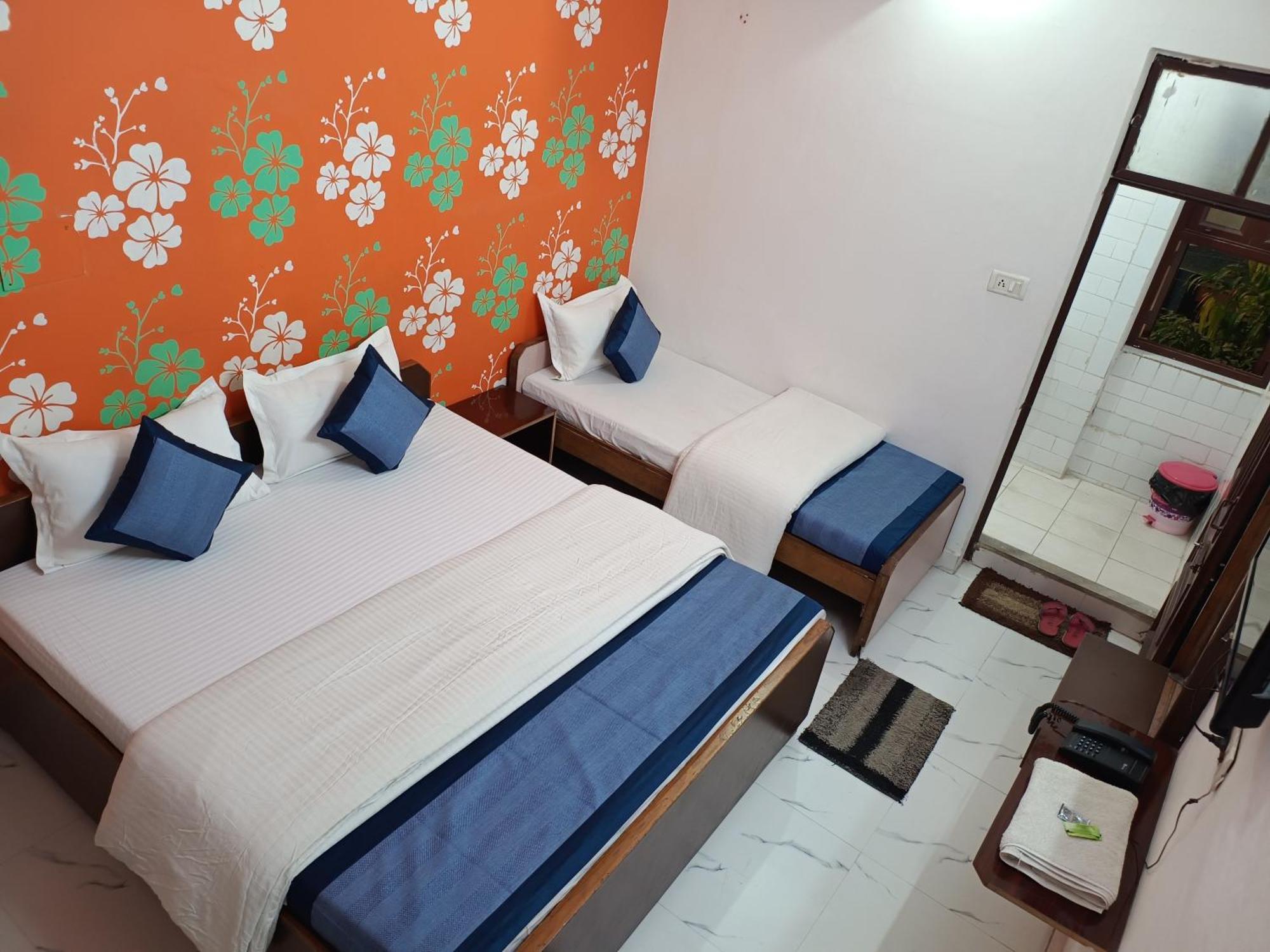 Hotel Majors Den Yeni Delhi Dış mekan fotoğraf