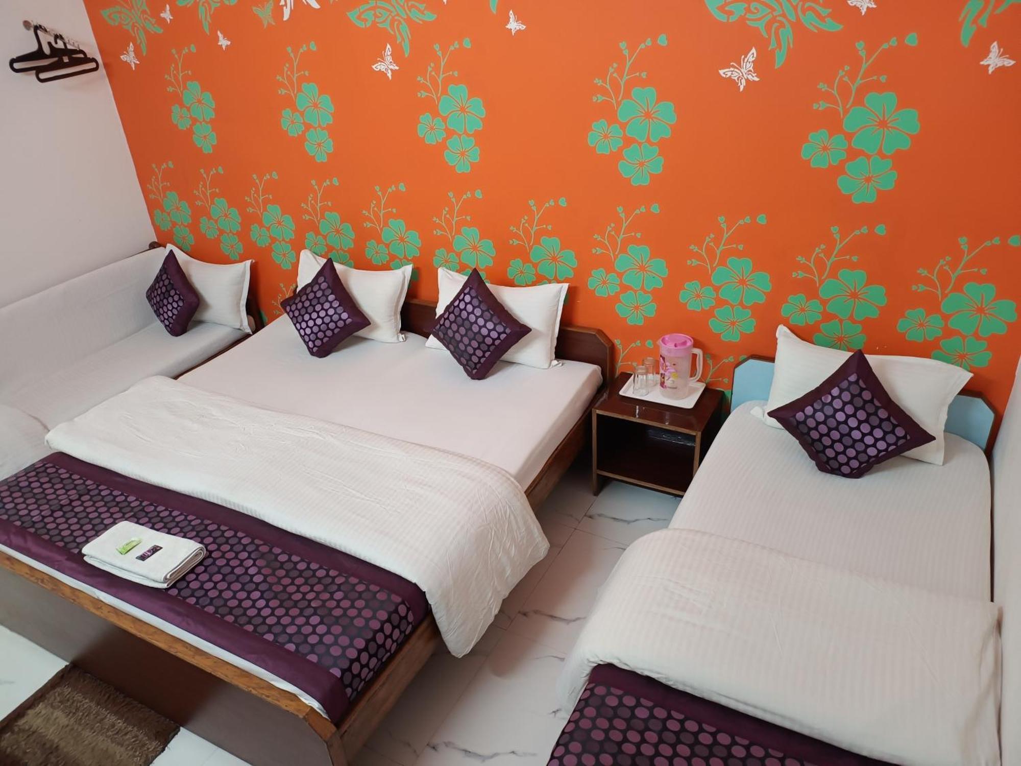 Hotel Majors Den Yeni Delhi Dış mekan fotoğraf